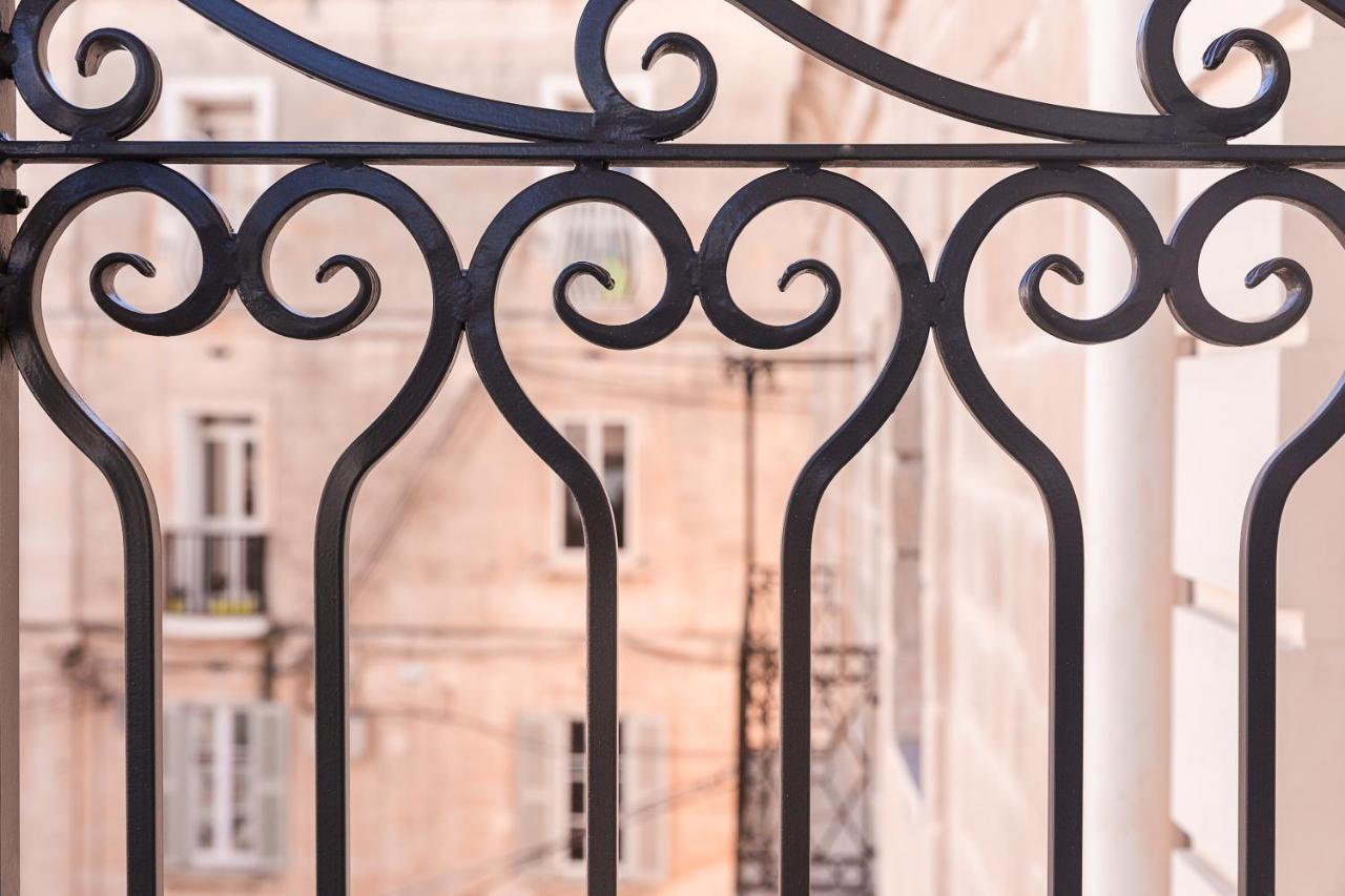 123 Mainstreet Boutique Hotel San Ġiljan Kültér fotó